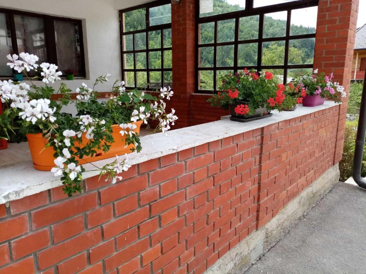 Apartman Dunja I Milos Мокра-Гора Экстерьер фото